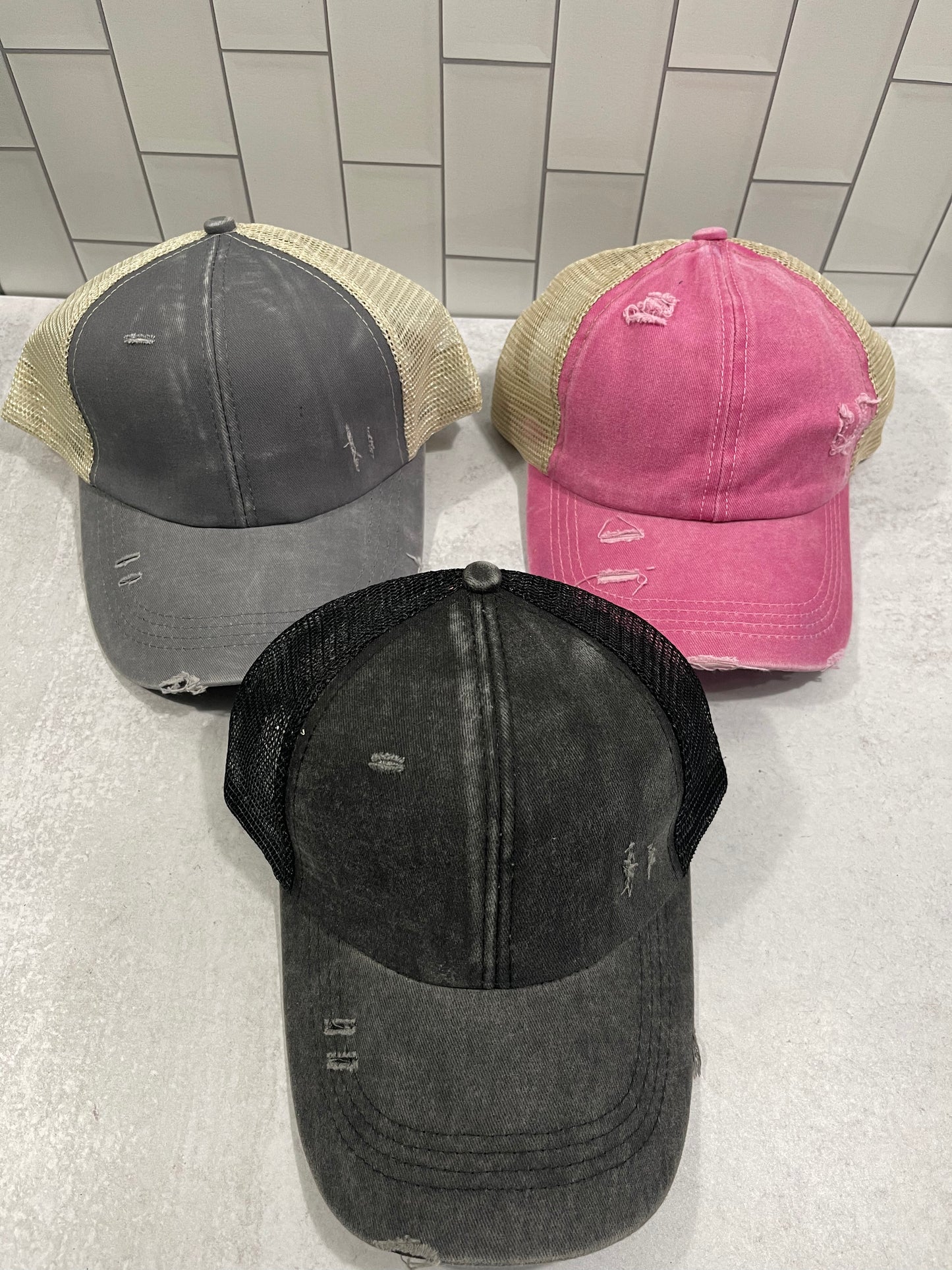 Women’s Criss cross hats