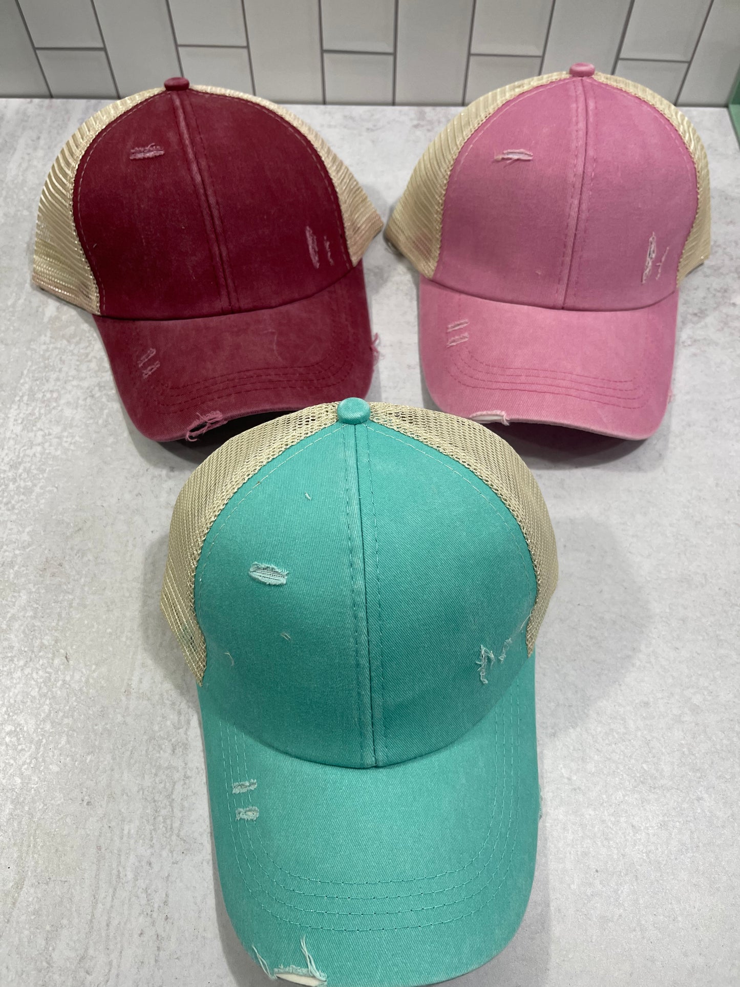 Women’s Criss cross hats